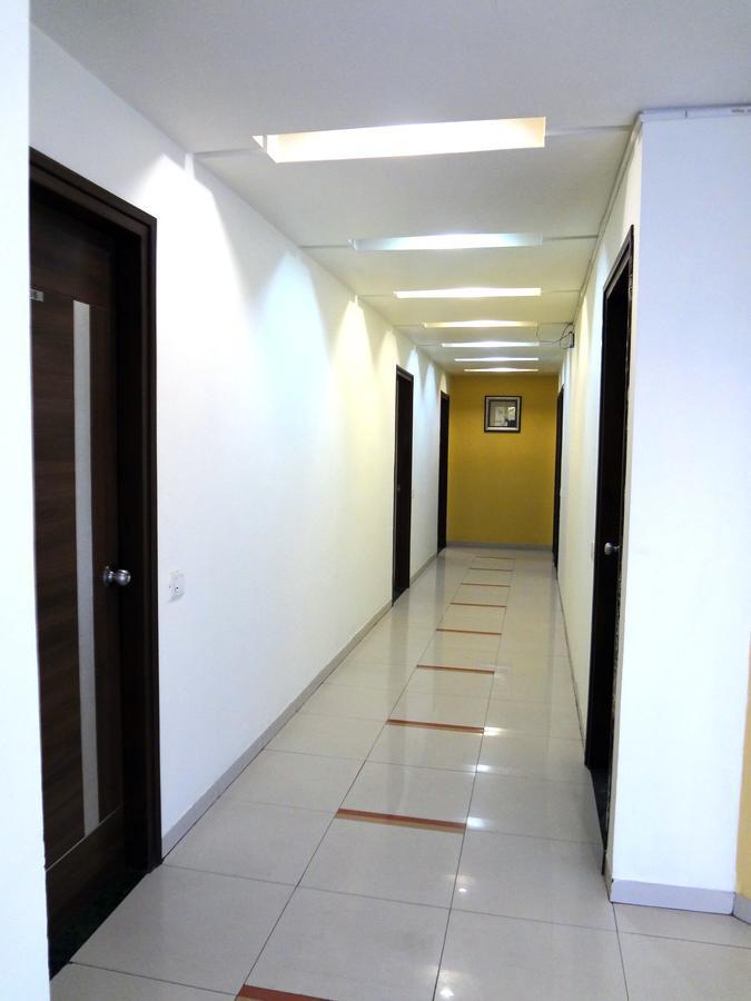 Hotel Airport Residency Αχμπανταμπάντ Εξωτερικό φωτογραφία
