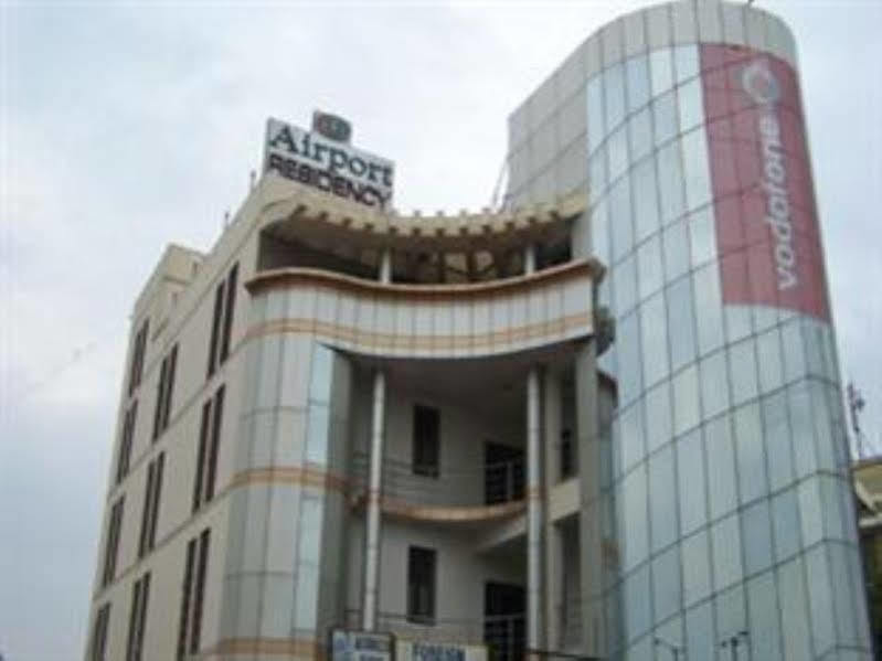 Hotel Airport Residency Αχμπανταμπάντ Εξωτερικό φωτογραφία